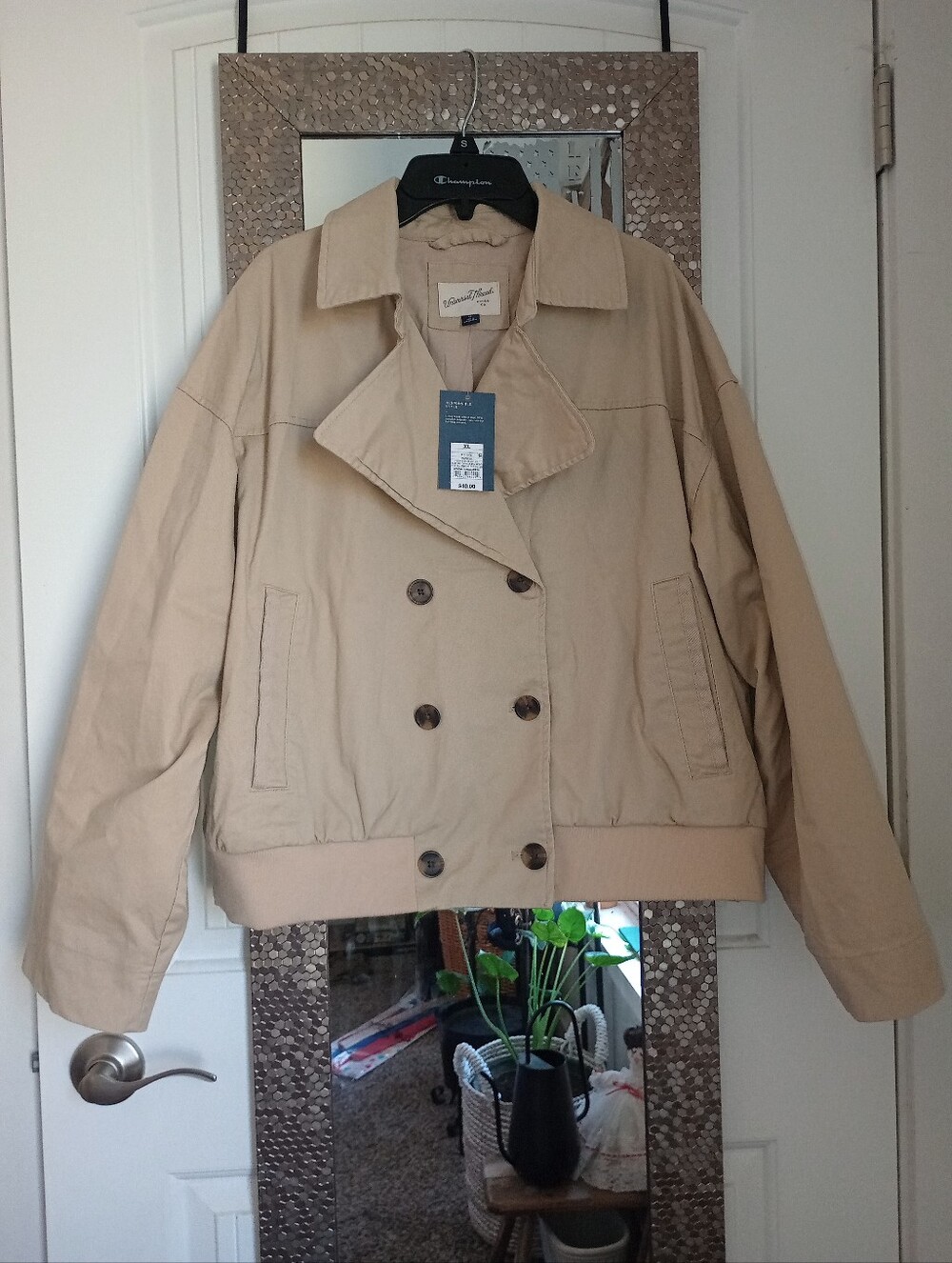 Universal Thread Short Trench Coat - Picture 2 of 6